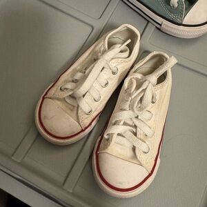 Converse Kids Sneakers in Cream and Red